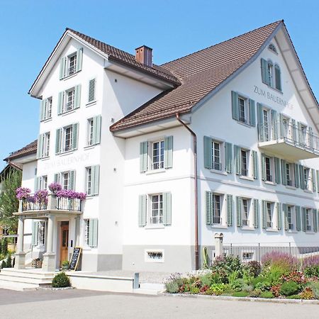 Gasthaus Zum Bauernhof Oberlunkhofen Ngoại thất bức ảnh