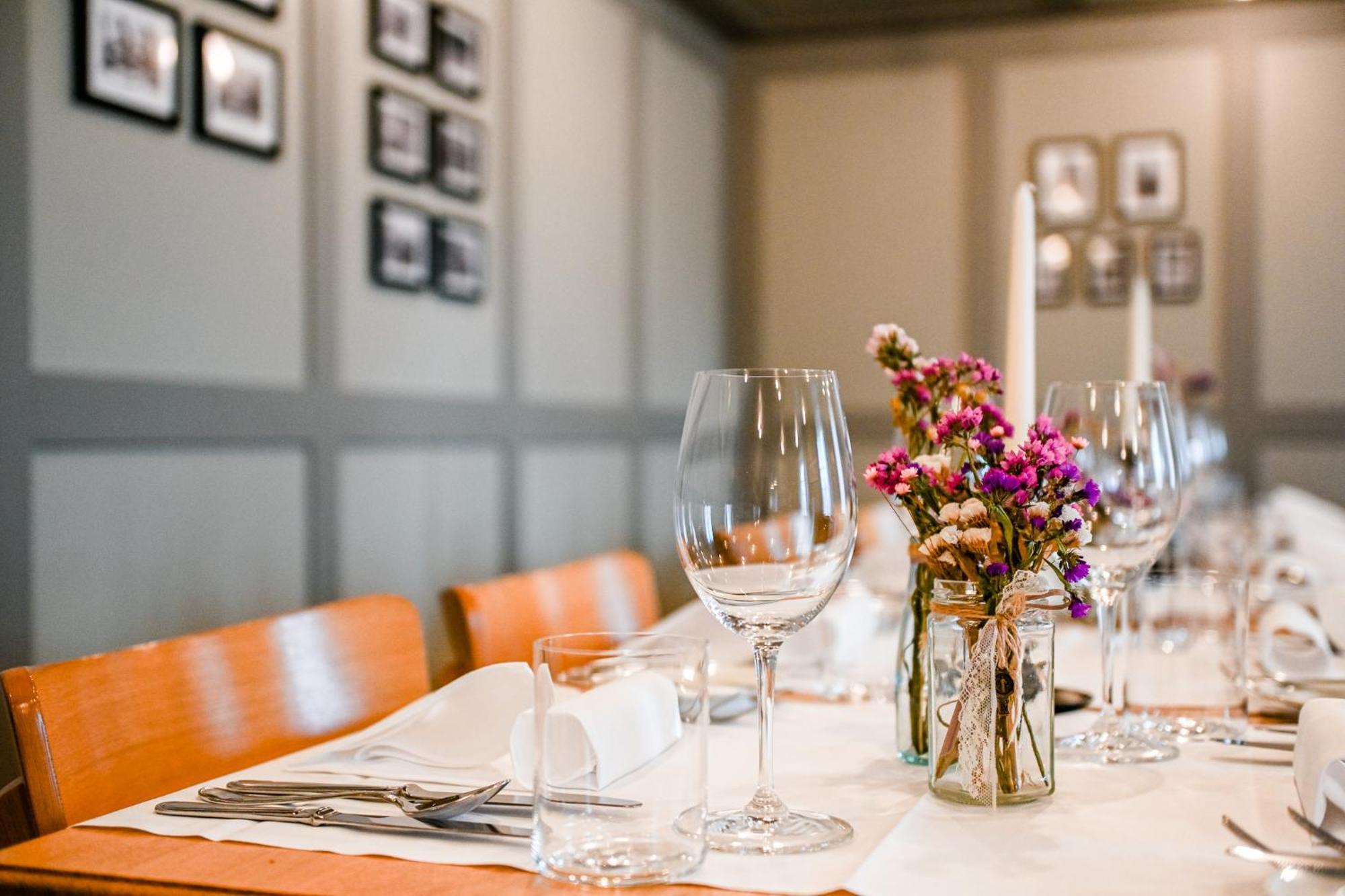 Gasthaus Zum Bauernhof Oberlunkhofen Ngoại thất bức ảnh