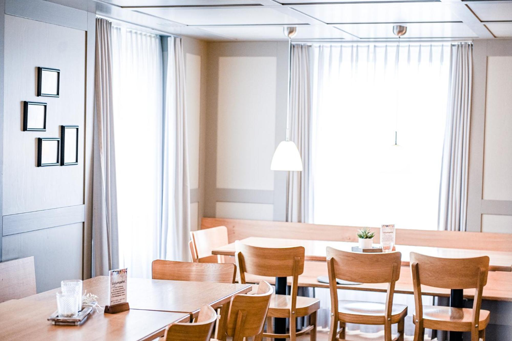 Gasthaus Zum Bauernhof Oberlunkhofen Ngoại thất bức ảnh